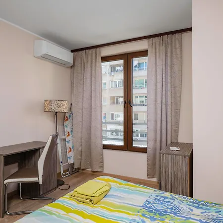 1bd In Center By Flat Mаnаger Sofia
