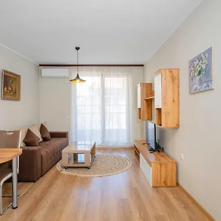 1bd In Center By Flat Mаnаger Apartment *